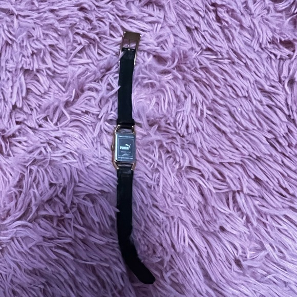 Gently used Puma Womens watch - Picture 3 of 8